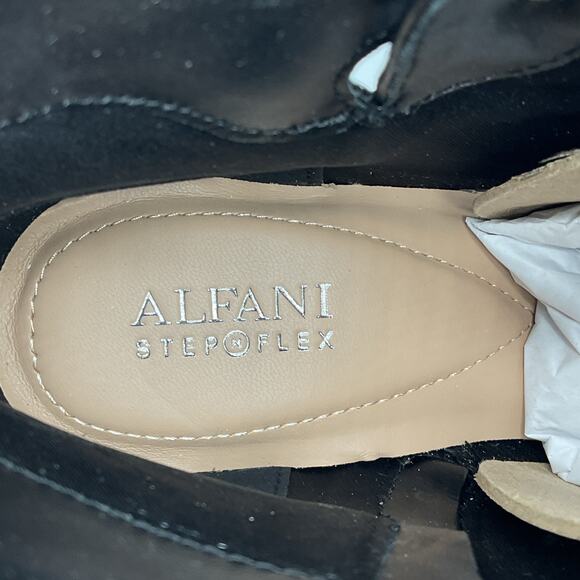 NEW Alfani Women’s PAAM Faux Leather Sleek Booties Black Size 7.5M - Picture 6 of 10